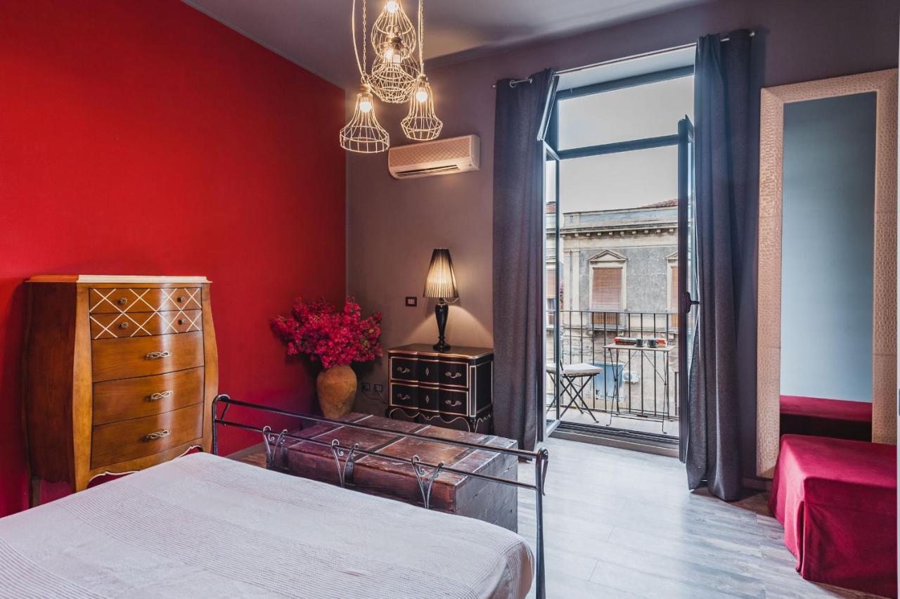 Ursino Apartment With Balcony By Wonderful Italy Катания Экстерьер фото
